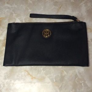 Medium Hand Wallet
